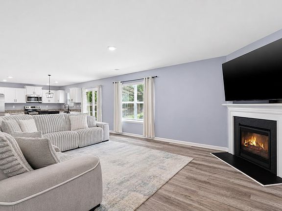 4th image of 268 Millen Dr