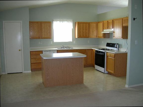2nd image of 10420 Bilboa St NW
