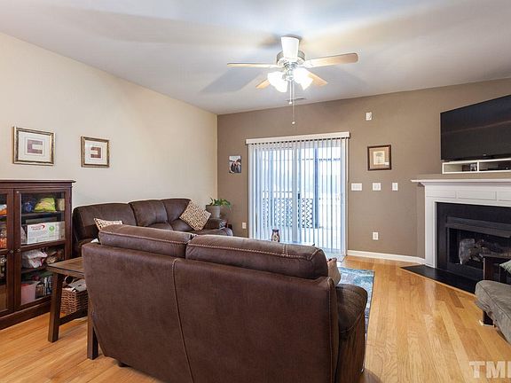 5th image of 265 Payton Dr