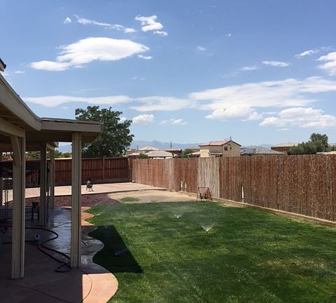 4th image of 15168 Wisteria Ln
