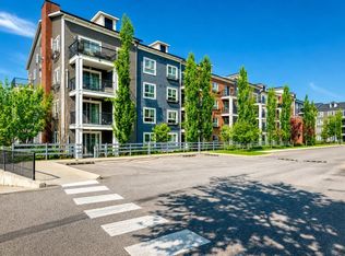 279 NW Copperpond Cmn SE #5210, Calgary, AB T2Z0S4