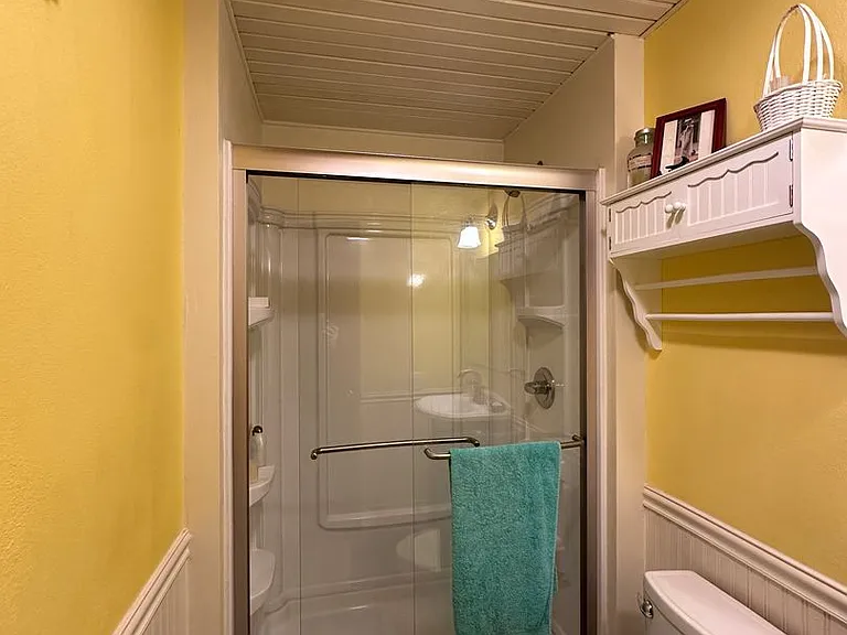 4069 Old Wood Rd — Photo 24