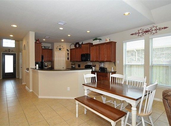 4th image of 19315 Dockside Hill Ln