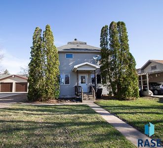 320 E Essex Ave, Salem, SD, 57058