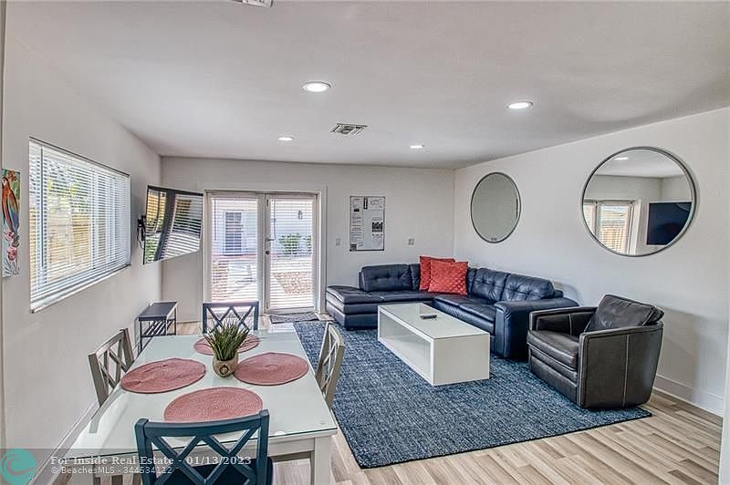 1st image of 1702 SW 20th St #1-4