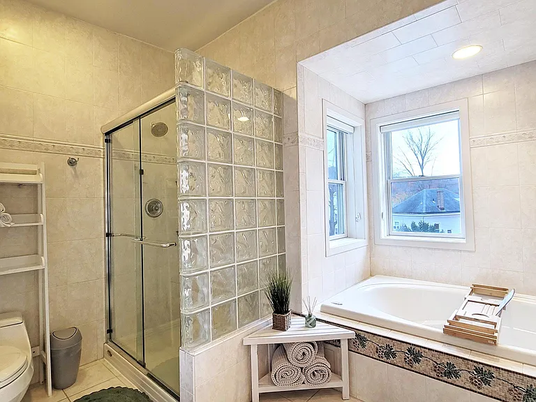 441 Piermont Ave — Photo 18