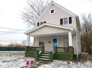 688 W 13th St, Lorain, OH 44052