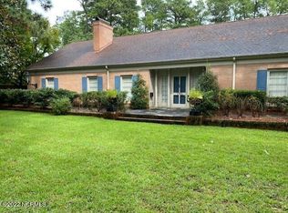 1743 S Live Oak Pkwy, Wilmington, NC 28403