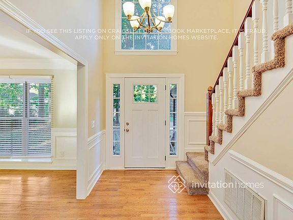 4th image of 8807 Doe Path Ln