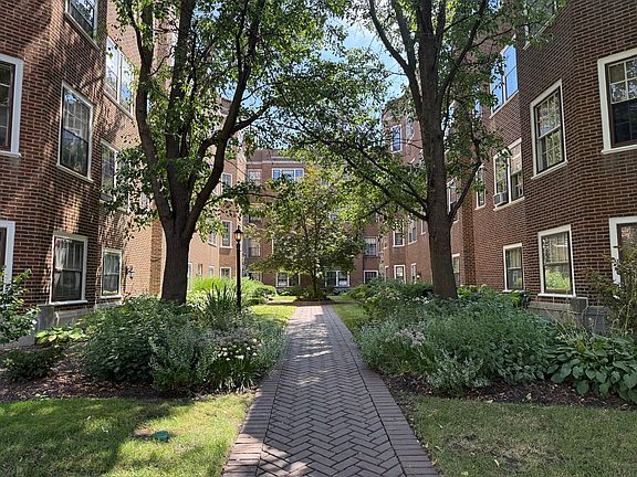 2nd image of 220 S Maple Ave APT 42
