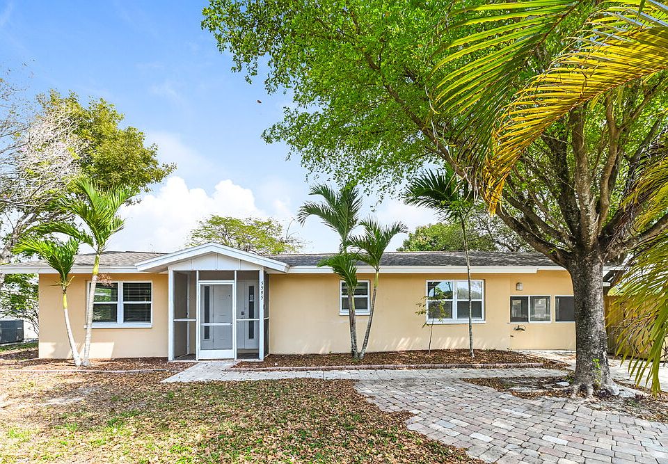 1st image of 5595 Sunrise Dr