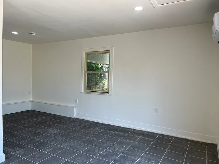 328 N Encinitas Ave #A — Photo 8