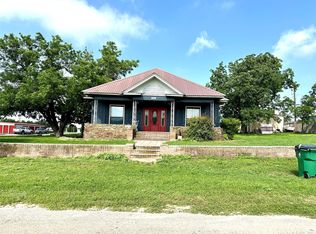 901 W Front St, Goldthwaite, TX 76844