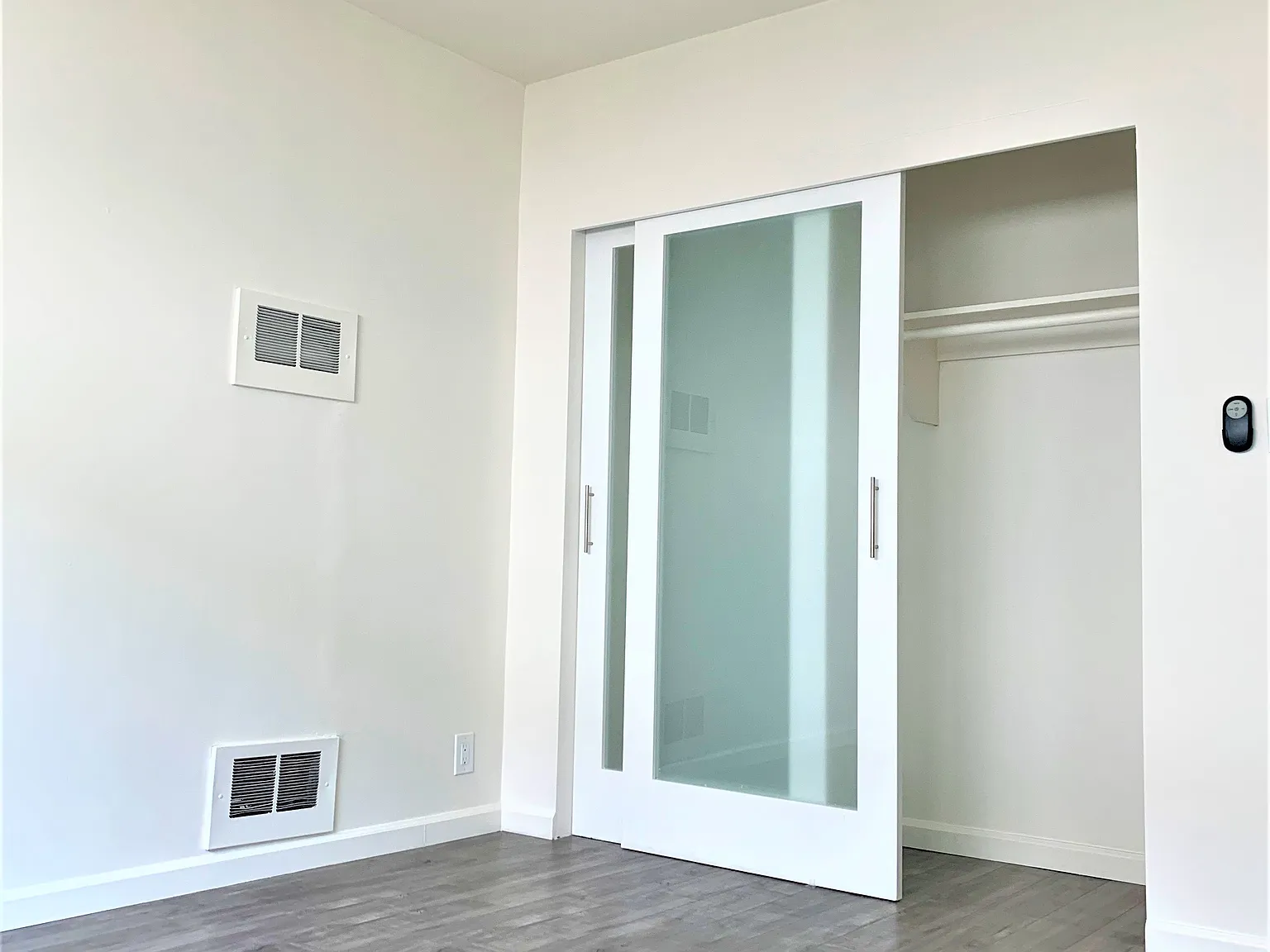1 bed, 700 sqft, $1,800 — Photo 3