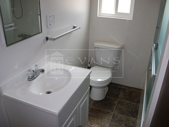 4th image of 15124 Water Ave