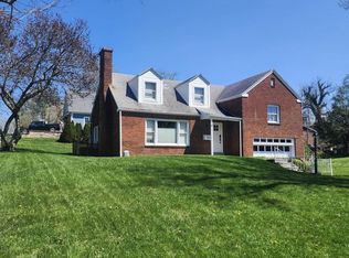 472 Kiwanis Ave, Morgantown, WV 26505