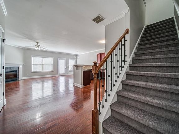 5th image of 2572 Pepper Ct
