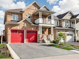 51 Drummondville Dr, Brampton, ON L6P3M9