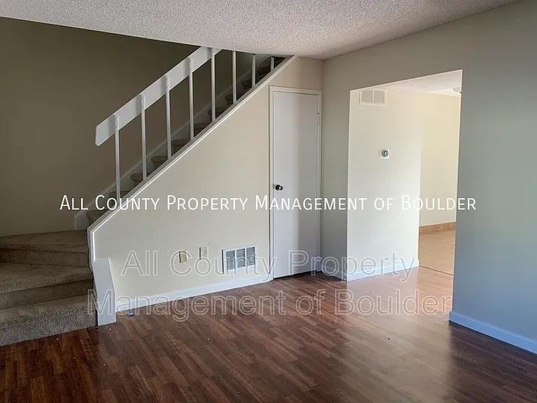 800 W Moorhead Cir #C — Photo 5
