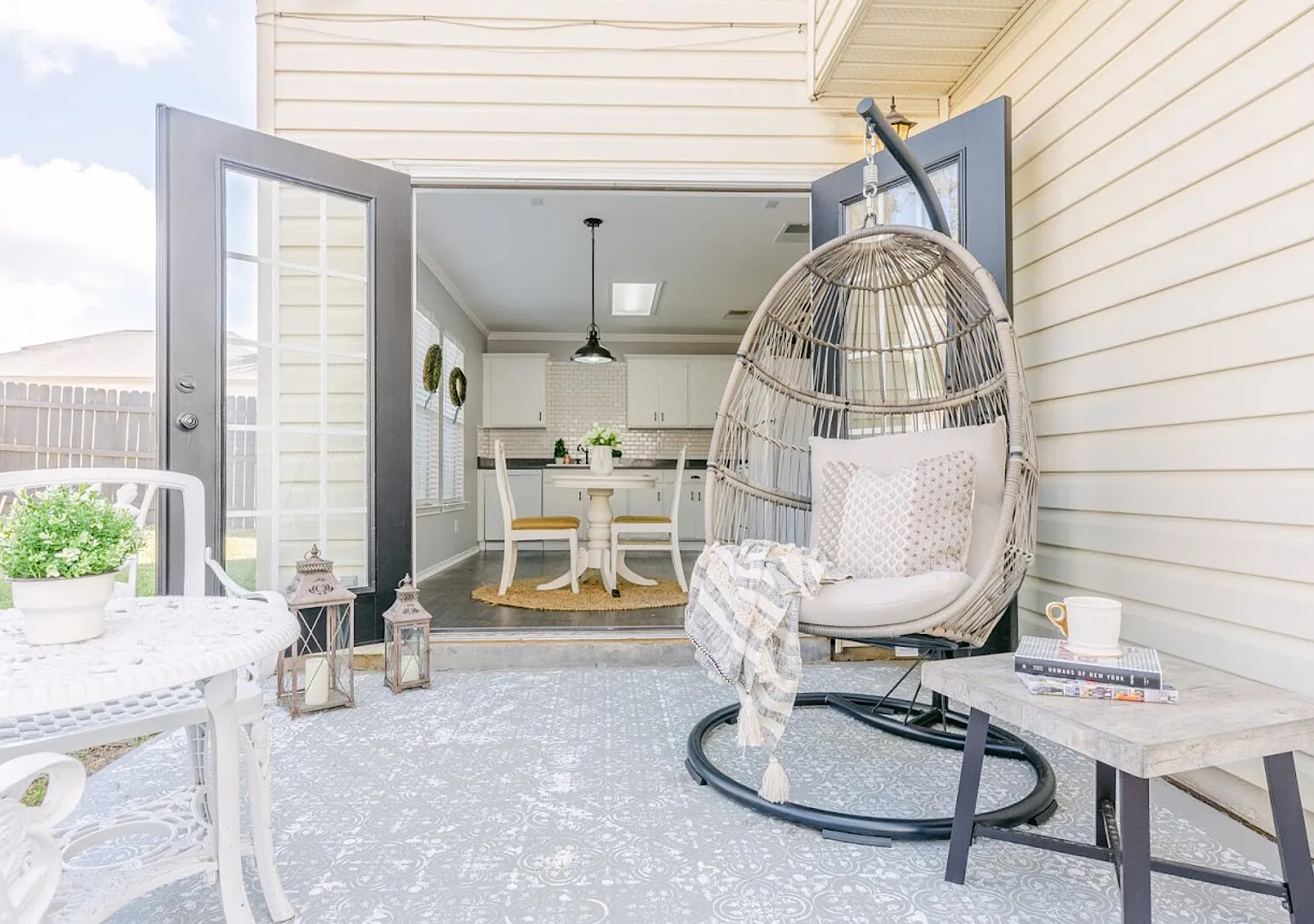 Spacious City Farmhouse w/ 3 BR in Medical Center — Photo 4