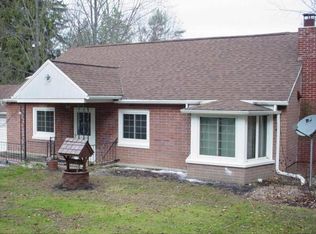 599 Degroat Rd, Apalachin, NY 13732