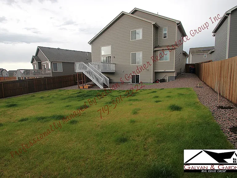 6564 Vedder Dr — Photo 24