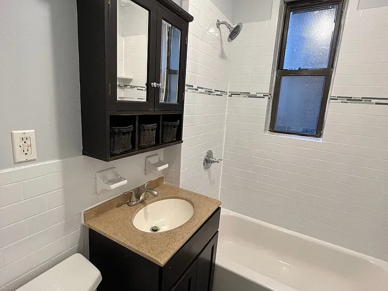 114-Glenwood Hill, LLC — Photo 3