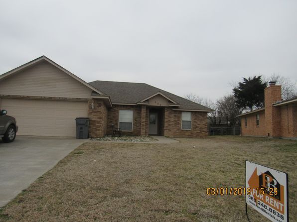 809 SE Brigadoon Way