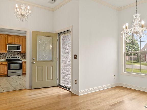 3rd image of 5707 Bridle Ln