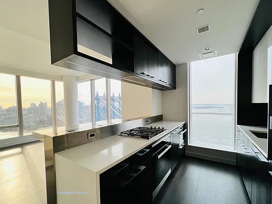 Rented by Gulia Wang, LREB | media 24