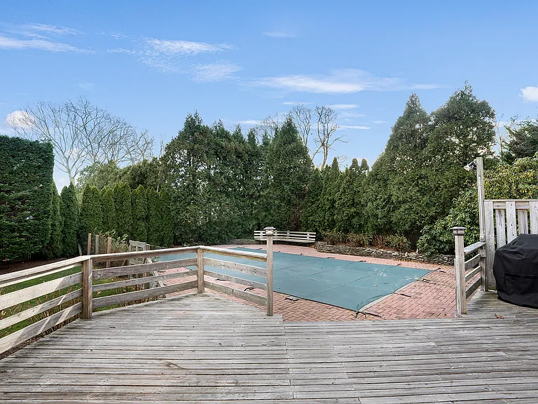 40 Roman Rd — Photo 3