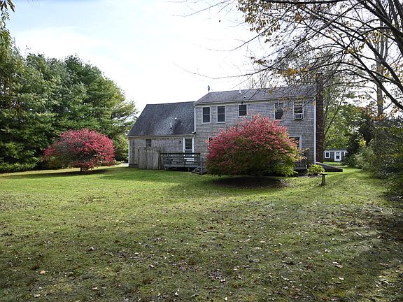 5th image of 37 Sharon Ann Ln