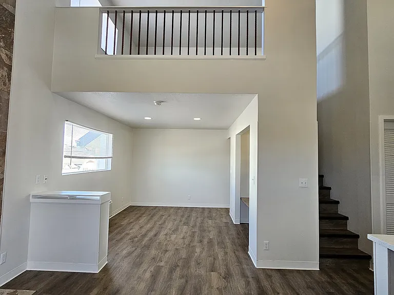 Main Street Residences — Photo 31