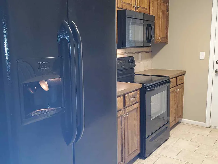212 N Water St #A — Photo 4