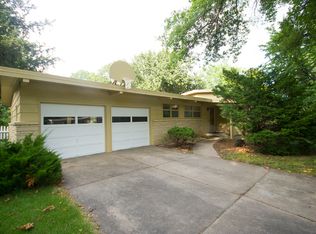 5836 Sunrise Rd, Lincoln, NE 68510