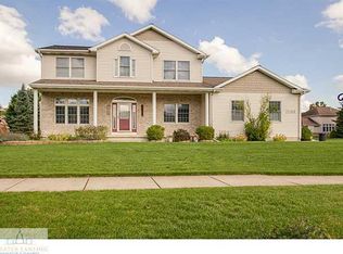 11160 Lochgreen Dr, Lansing, MI 48917