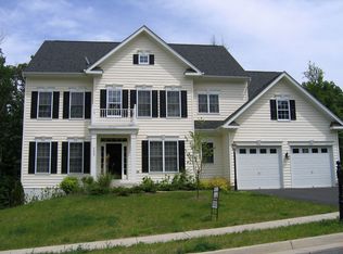 3458 Logstone Dr, Triangle, VA 22172