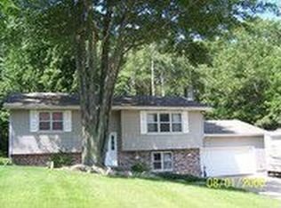 10018 Oriole Dr, Coopersville, MI 49404