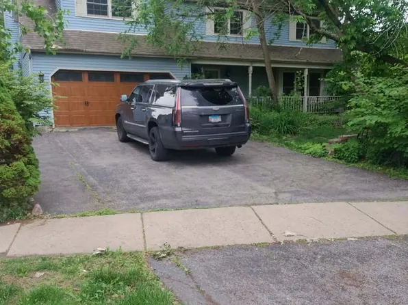 569 Boardman Cir, Bolingbrook, IL 60440