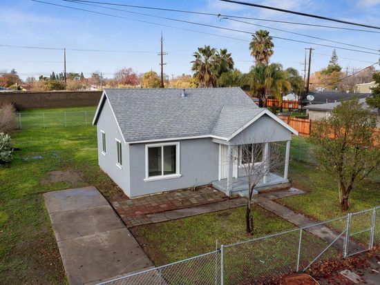 5860 28th St, Sacramento, CA 95824