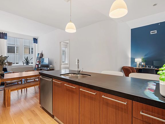 3rd image of 59 John St APT 4E