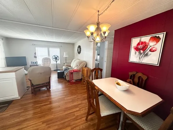 5200 28th St N Lot 349, Saint Petersburg, FL 33714