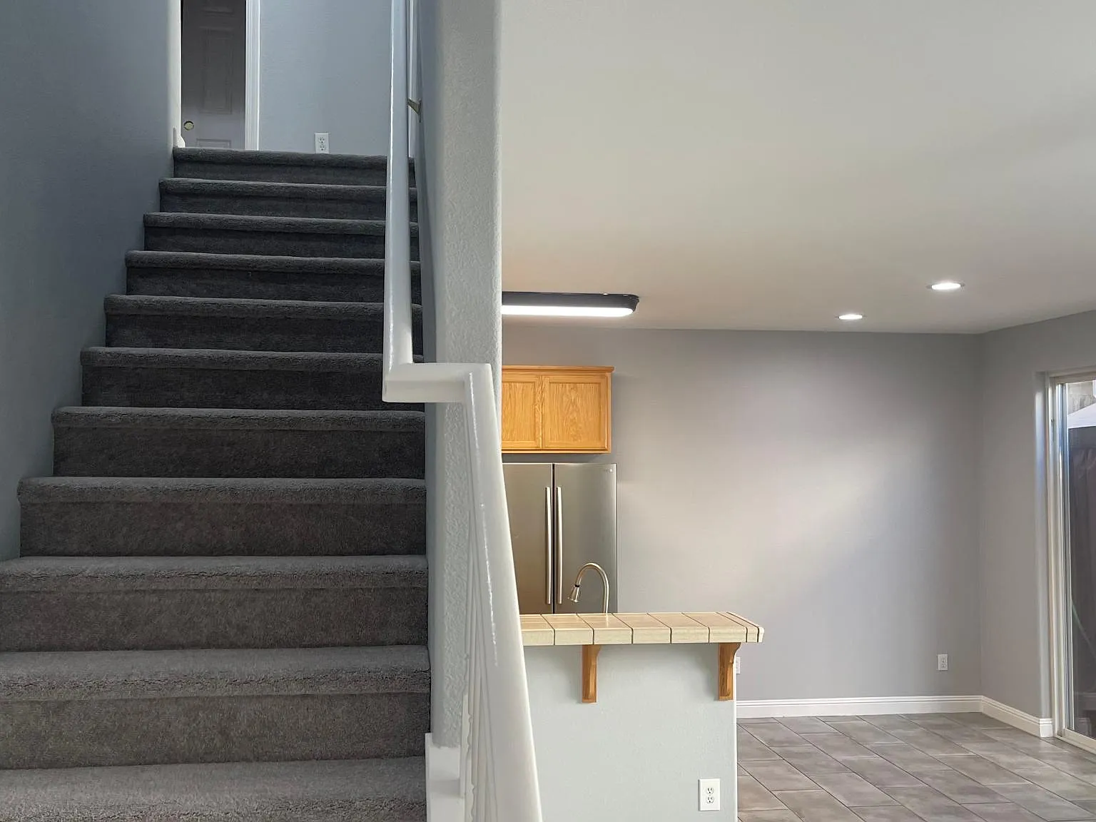 3 bed, 1468 sqft, $2,400 — Photo 4