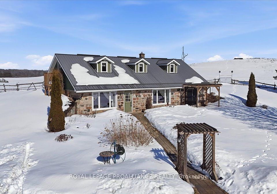 1st image of 465 Countryman Rd