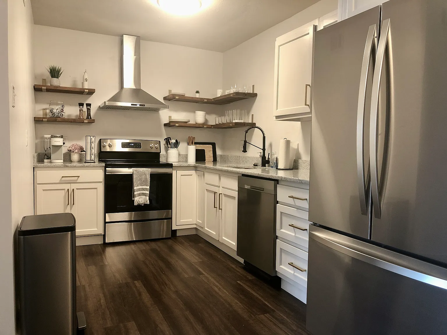 900 Mountain Creek Rd — Photo 4