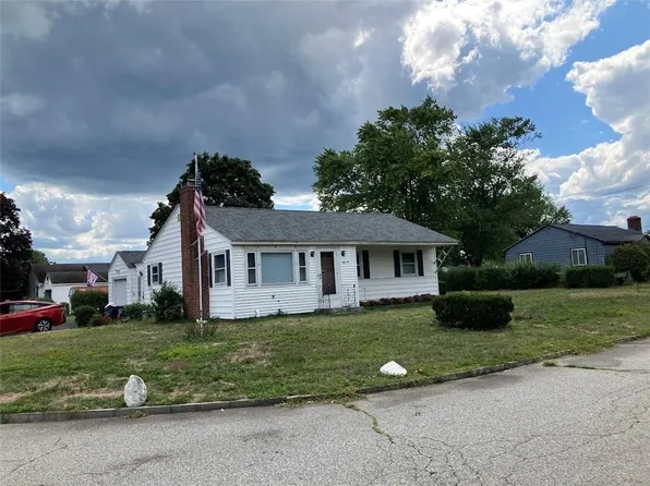 56 Partition St, Warwick, RI 02888