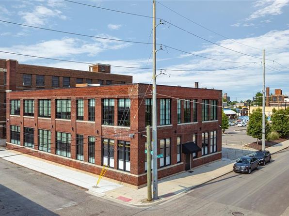 603 E Milwaukee St #106