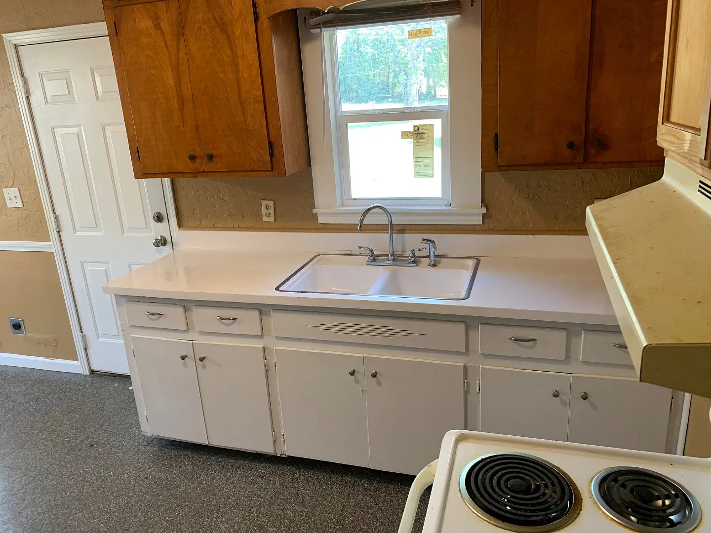 4-6 Sherwood Lane - 4 — Photo 3