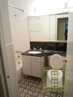 Rented by Halstead Real Estate | media 28