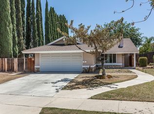 2029 Conejo St, Corona, CA 92882
